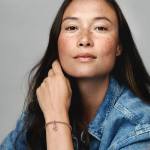 rosafarbenes Gänseblümchen Charm-Anhänger – Bild 2